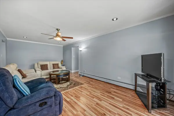 2632 N Windsor DR #102, Arlington Heights, IL 60004