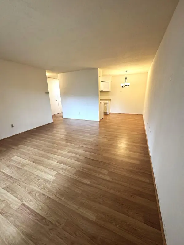 7414 W 22nd ST #306, Saint Louis Park, MN 55426