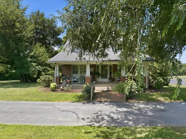 445 Carters Creek Pike, Columbia, TN 38401