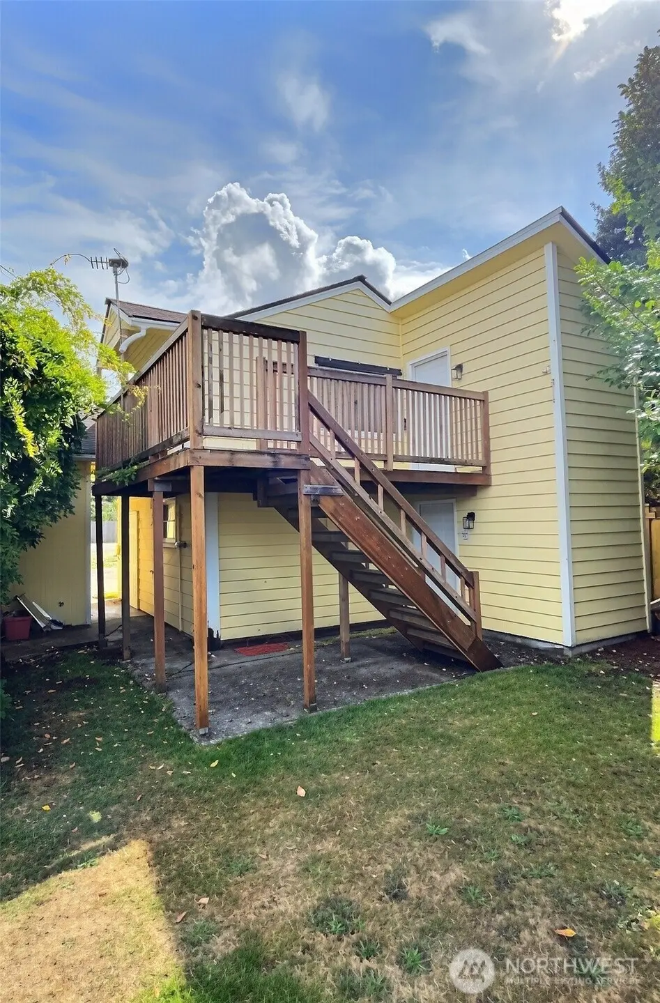 12203 Roseberg AVE S #B, Burien, WA 98168