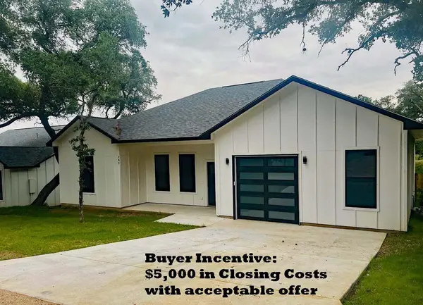 207 Laurel LN, Spicewood, TX 78669