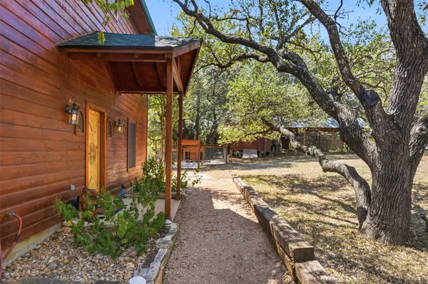 601 Echo DR, Spicewood, TX 78669