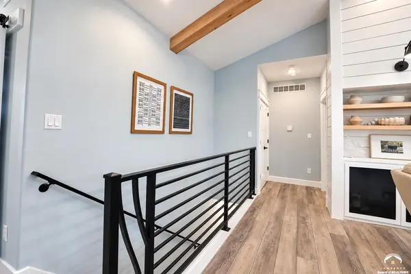 2510 SE Saturn RD, Topeka, KS 66605