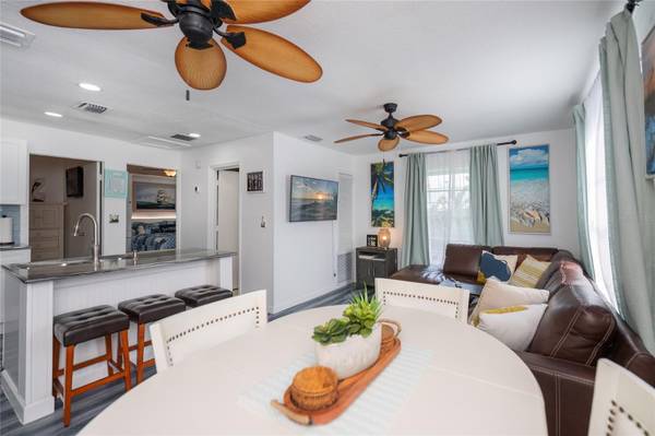 8982 SEAGRAPE LN, Boca Grande, FL 33921