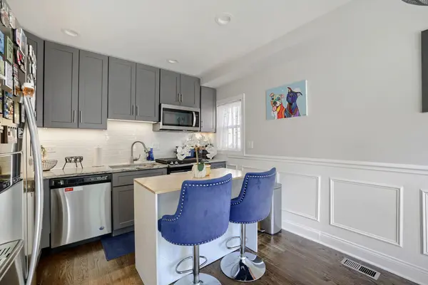 10956 S Saint Louis AVE, Chicago, IL 60655