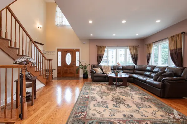 3456 N Pioneer AVE, Chicago, IL 60634