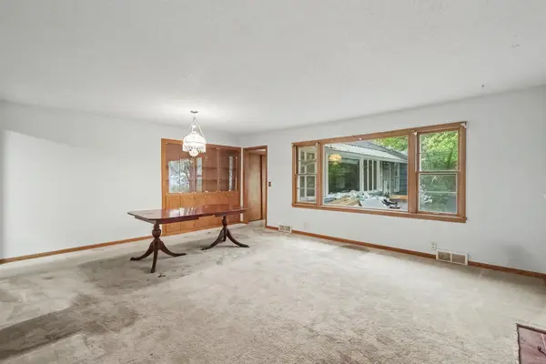 849 8th AVE SW, Faribault, MN 55021