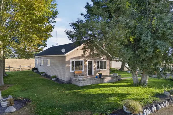 2060 Cemetery Rd, Sunnyside, WA 98944