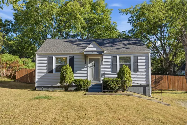 631 Blackstone Ave, Madison, TN 37115
