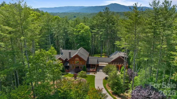5626 Rocky Falls LN, Lenoir, NC 28645
