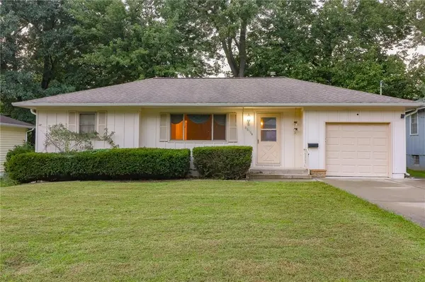 6616 Hardy AVE, Raytown, MO 64133