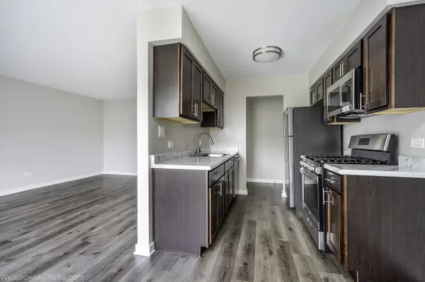 1305 E Turtle Creek CIR #D, Palatine, IL 60074