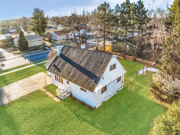 201 Arlington RD, Hoyt Lakes, MN 55750