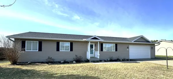 606 Tenth ST W, Park Rapids, MN 56470