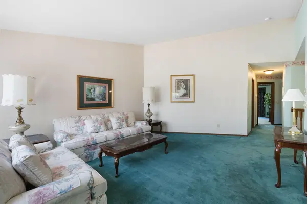 8794 Norway ST NW, Coon Rapids, MN 55433