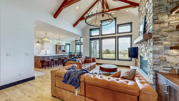 1007 Southwell Enclave NE, Byron, MN 55920