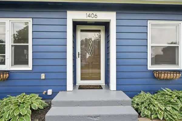 1406 Cambridge ST, Hopkins, MN 55343