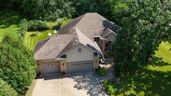 71952 Phillip DR, Albert Lea, MN 56007