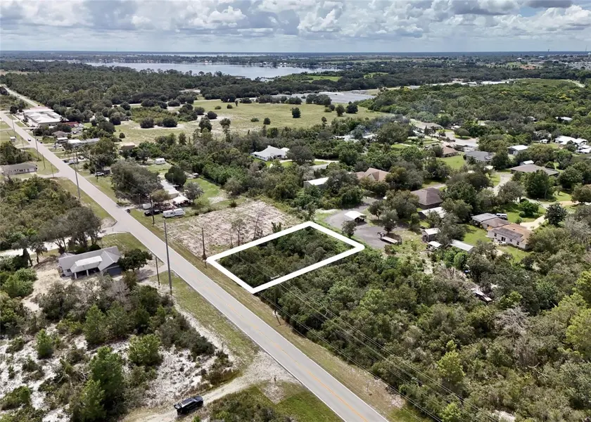 204 HALLMARK AVE, Lake Placid, FL 33852