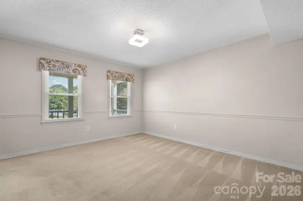 3675 10th Street None, Hickory, NC 28601