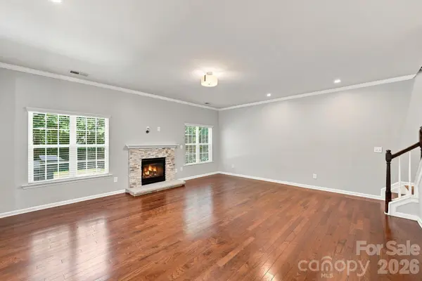 4852 Pepper DR, Harrisburg, NC 28075
