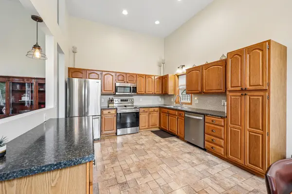 16982 Georgetown WAY, Lakeville, MN 55068