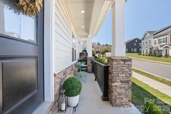 57 Walnut Springs DR, Asheville, NC 28804