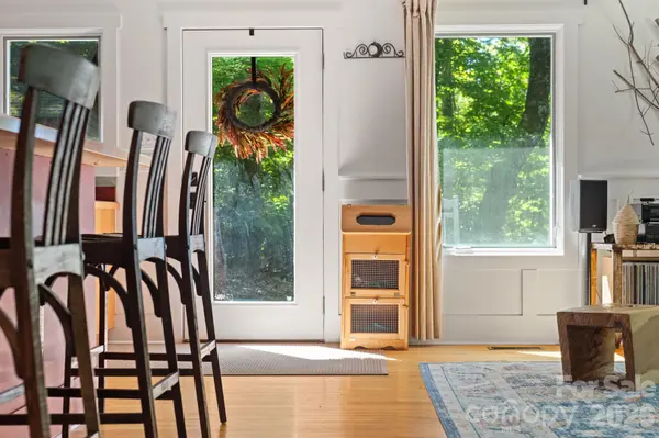 179 Woodlyn Etch DR, Hendersonville, NC 28792