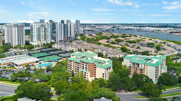 1000 S HARBOUR ISLAND BLVD #2404, Tampa, FL 33602