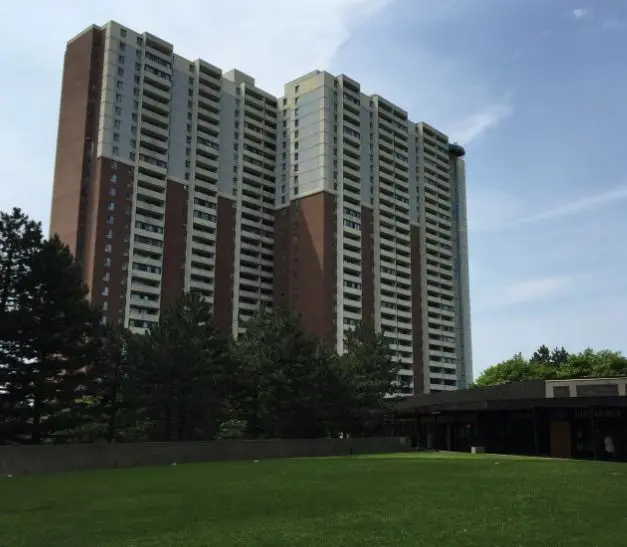 5 Massey SQ #1508, Toronto E03, ON M4C 5L6