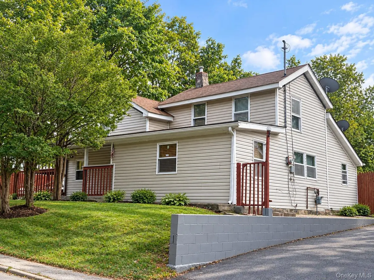 74 Genung ST, Middletown, NY 10940