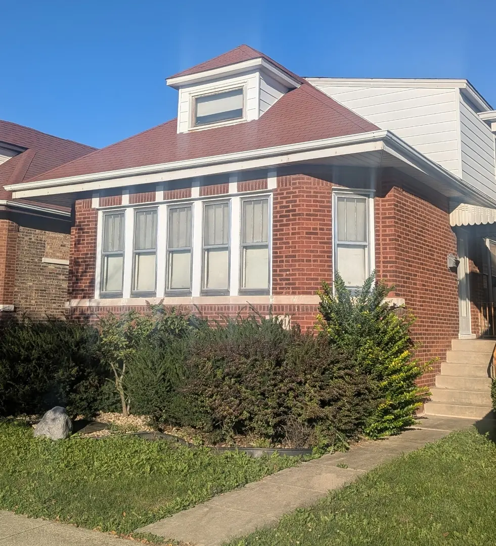 4441 S Trumbull AVE, Chicago, IL 60632