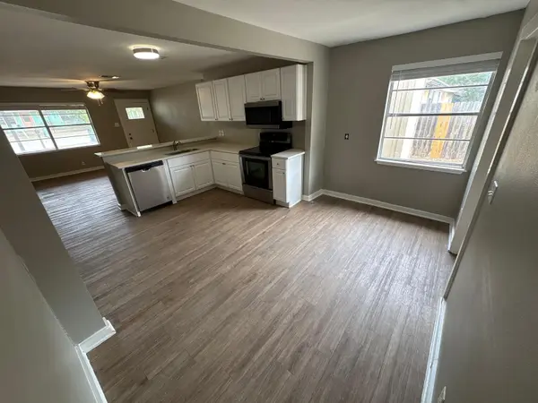 6703 Galindo ST, Austin, TX 78741