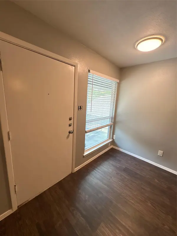 4406 Avenue C #201, Austin, TX 78751