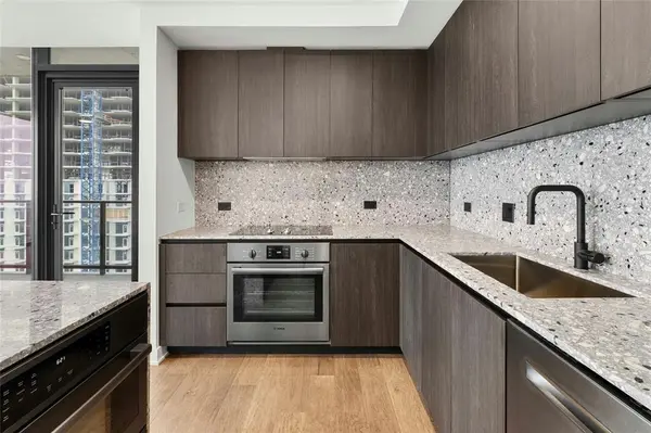 84 East Ave #2709, Austin, TX 78701