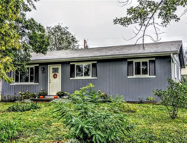 225 E Clearview DR, Columbia, MO 65202