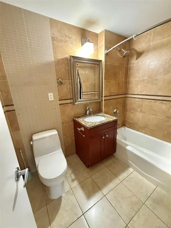 140-75 Ash AVE #5H, Flushing, NY 11355