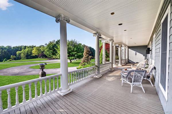 10 Knollcroft TER, Warwick, NY 10990