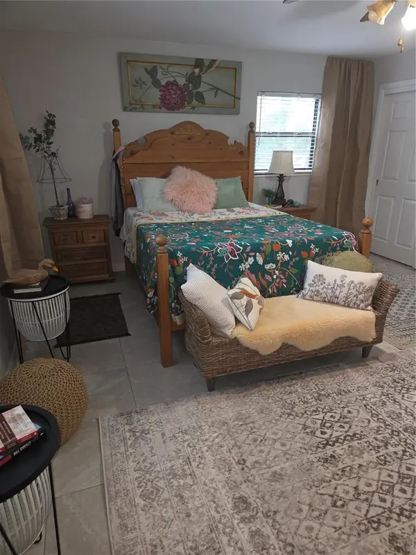 1848 NE 40TH CIR, Ocala, FL 34470
