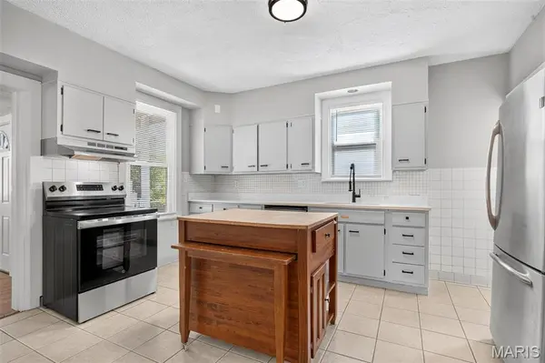 5315 Blow ST, St Louis, MO 63109
