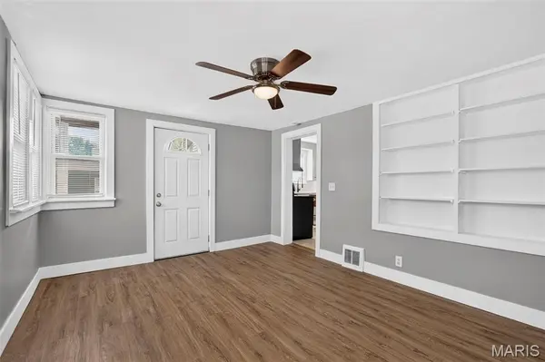 5315 Blow ST, St Louis, MO 63109
