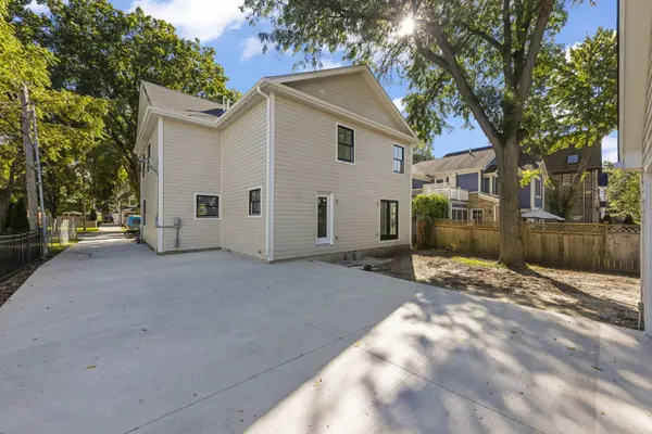 321 S Columbia ST, Naperville, IL 60540