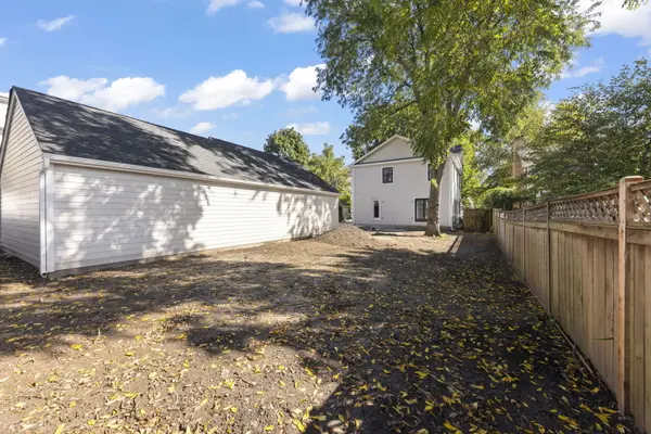 321 S Columbia ST, Naperville, IL 60540