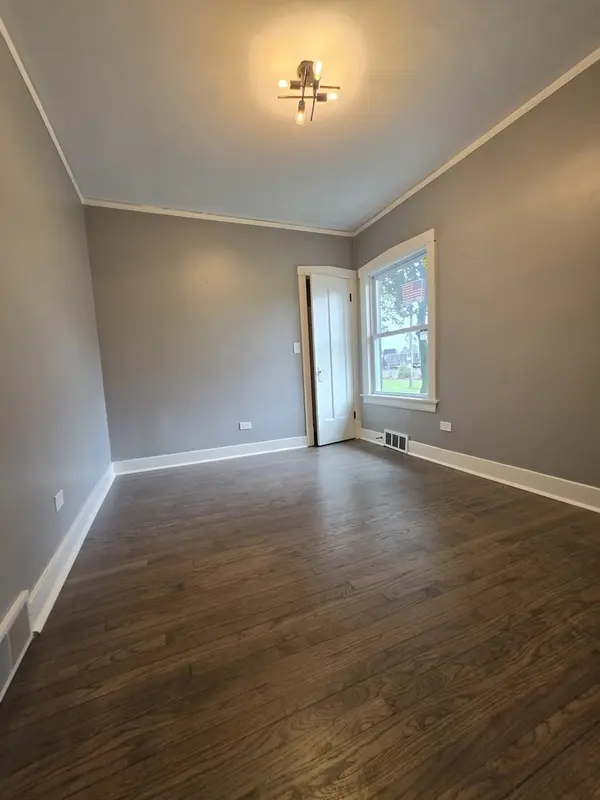 97 Bellwood AVE, Bellwood, IL 60104
