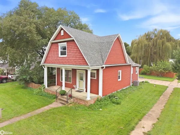 409 Weare ST, Woodbine, IA 51579