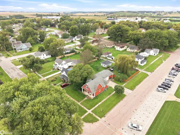 409 Weare ST, Woodbine, IA 51579