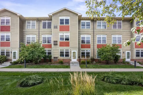 2530 E 34th ST #106, Minneapolis, MN 55406