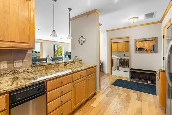 3200 S 11th ST S #217, Fargo, ND 58104