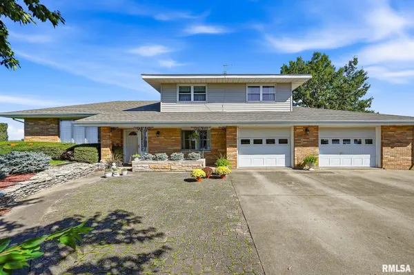 1700 OLD INDIANTOWN RD, Henry, IL 61537