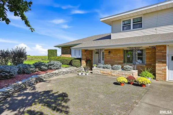 1700 OLD INDIANTOWN RD, Henry, IL 61537